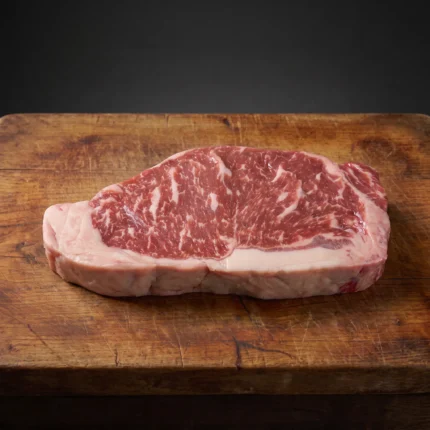 Prime Angus Striploin – australski Black Angus NY Strip steak s mramoriranošću i rubnim slojem masnoće