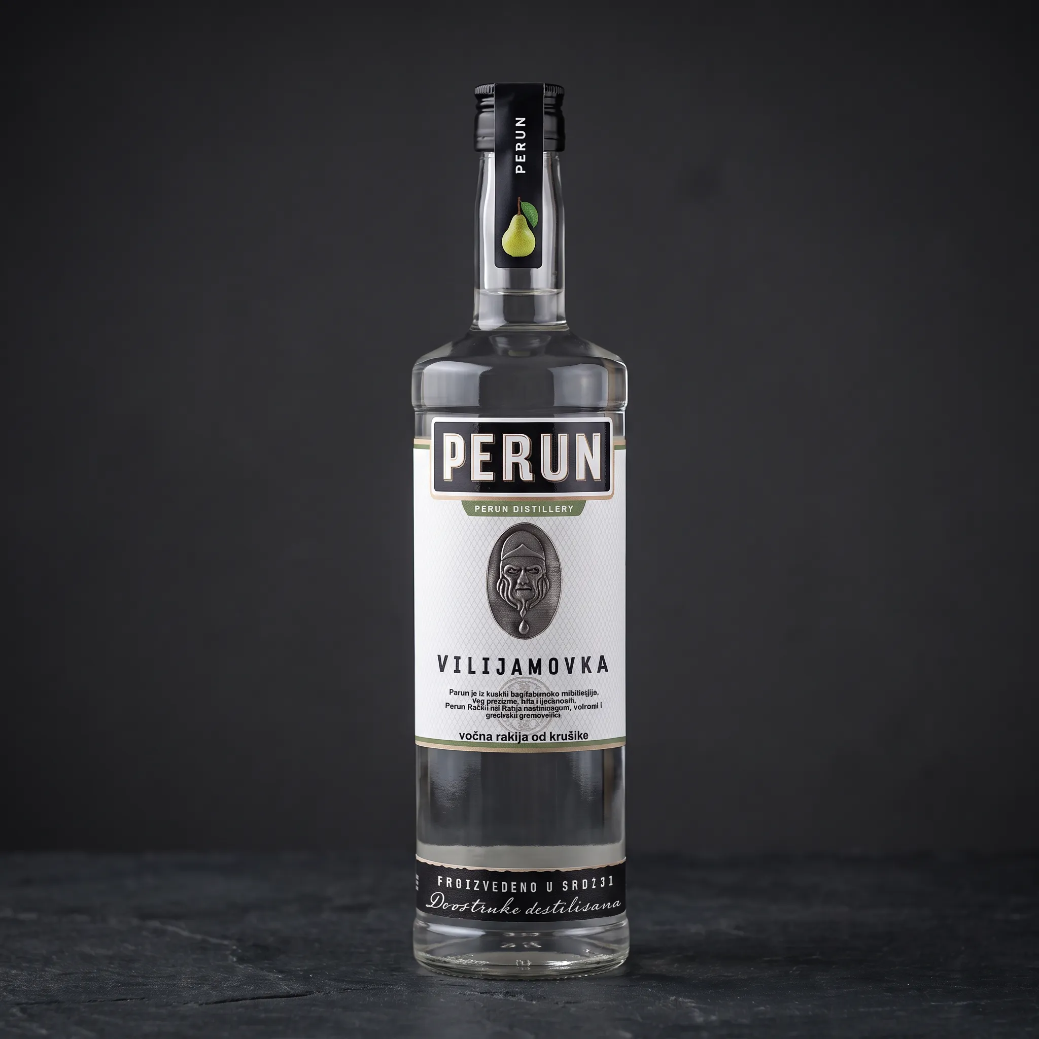 rakija-perun-viljamovka-1-l Boca od 1 litre vrhunske besprijekorno bistre rakije Perun Viljamovka s prepoznatljivom etiketom na tamnoj podlozi